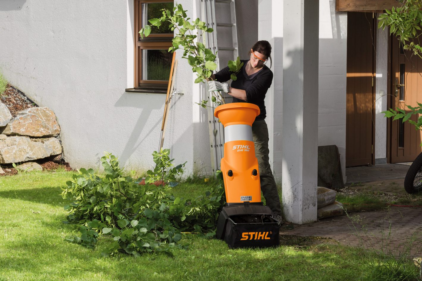 STIHL GHE 150 Electric Garden Shredder Wood Chipper Garden Mulcher