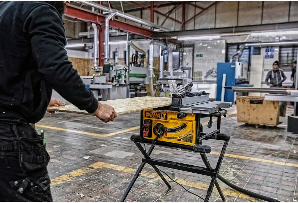DeWalt DWE7492 Professional Table Saw 254mm Blade 2000W Woodworking Saw