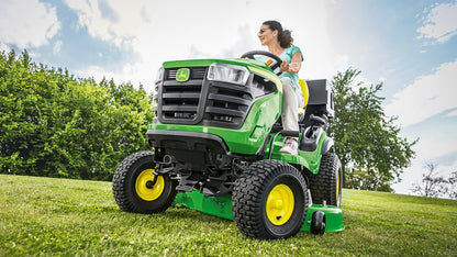 John Deere X127 Ride On Lawn Tractor 107cm Cutting Deck Hydrostatic Garden Riding Mower